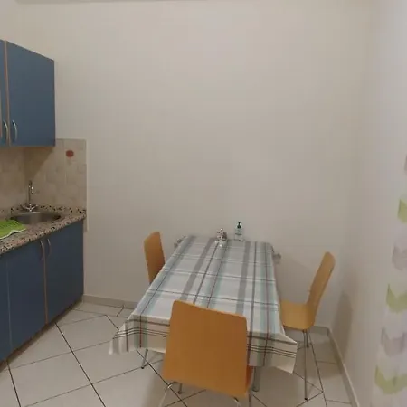 Paula 3*