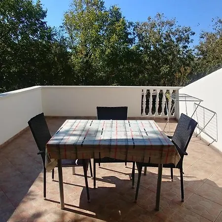 Paula Guest house