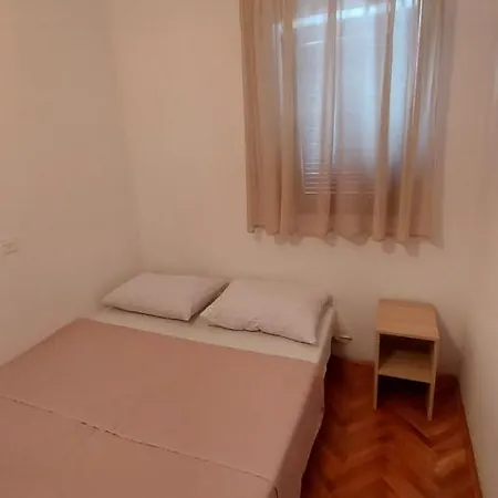 Paula Starigrad Paklenica